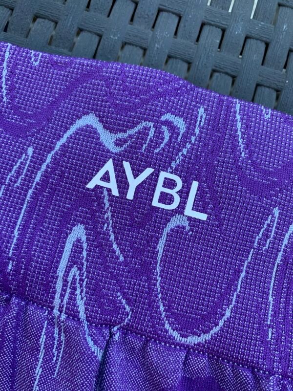 AYBL - Velocity seamless short (M) – Image 3