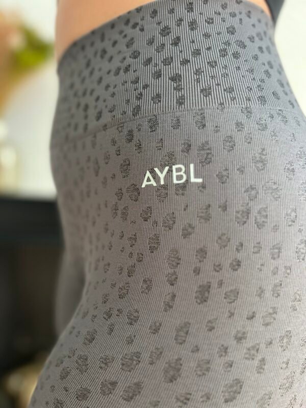 AYBL - Evolve speckle animal seamless legging (L/40) – Image 3
