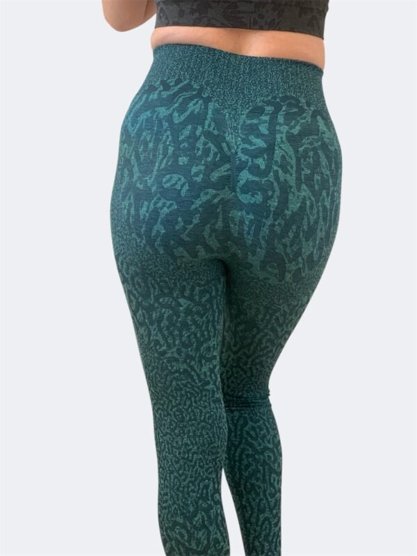 Gymshark - Adapt animal seamless legging (M/38) – Image 2