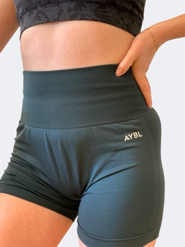 AYBL - Empower seamless short (M/38)