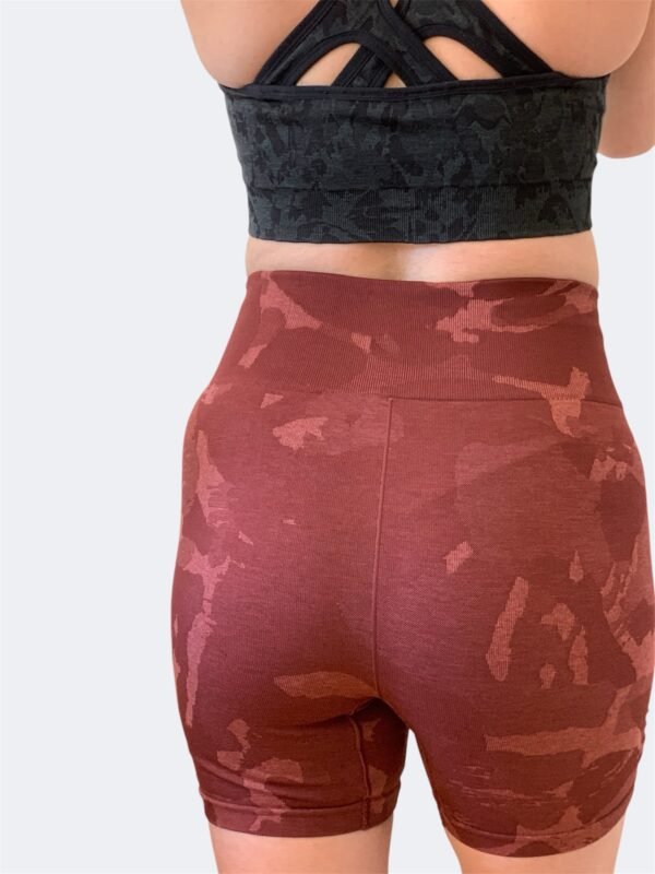Gymshark - Adapt camo seamless short (L/40) – Image 2